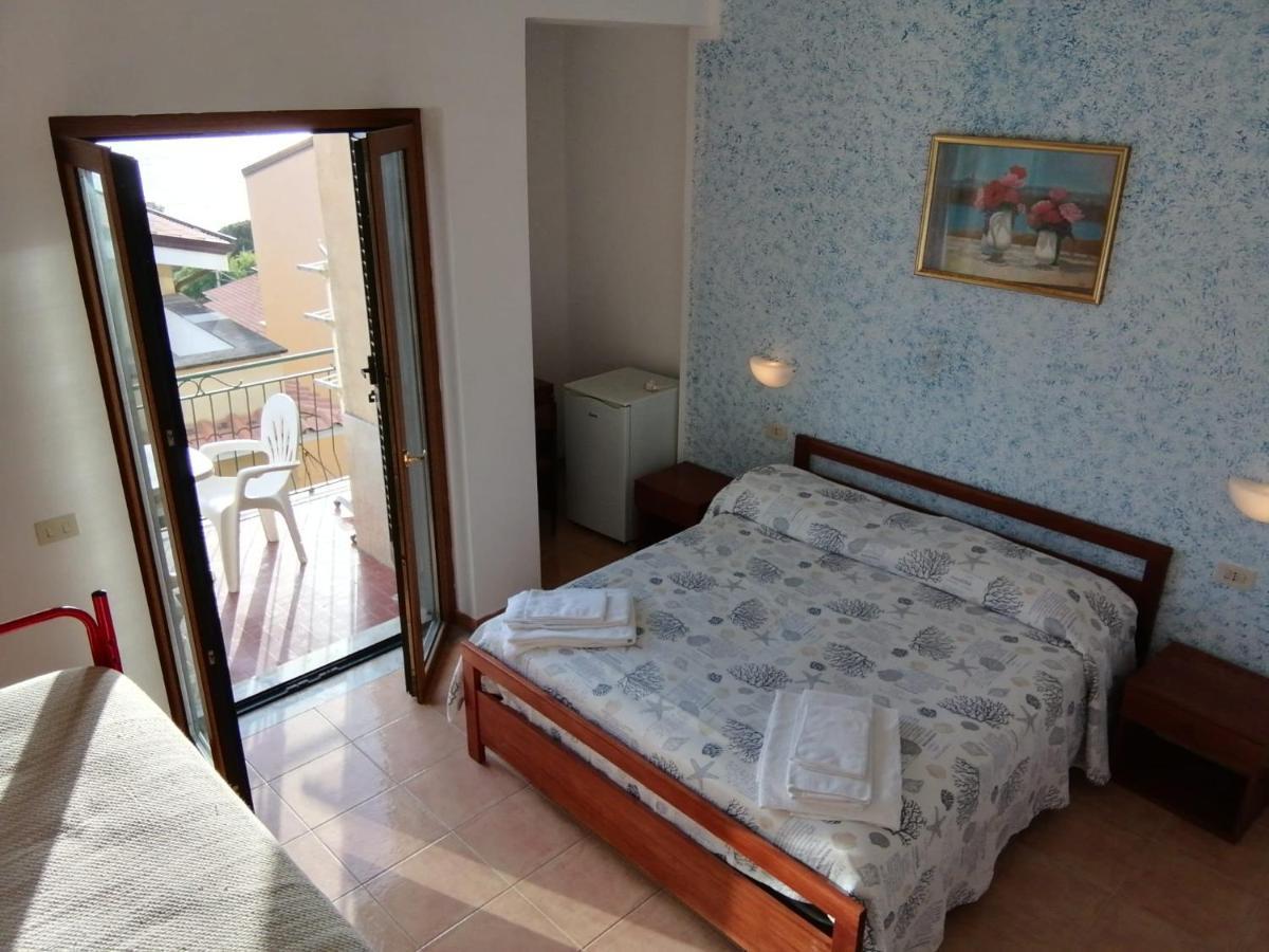 Parigino Hotel Palinuro Buitenkant foto